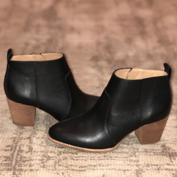 Genuine Leather Booties - Picture 3 of 4
